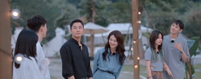 小节目爱情这件小事：3对恋综CP售后，这个时长刚好够下中饭