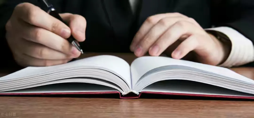 周律师（2010年）