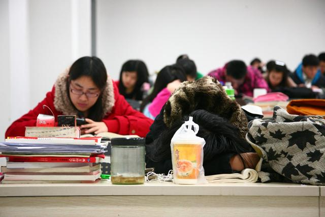 研究生迎来“好消息”，学制年限或将调整，部分高校22年开始实施