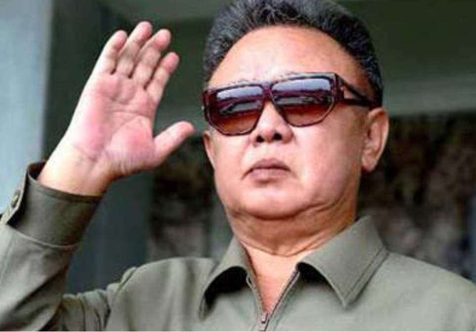 2003年，被封锁最严的朝鲜，为何能够突破封锁成为有核国家？