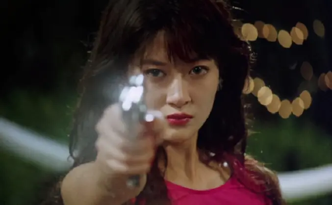 刘嘉玲被劫，谢霆锋入狱，张柏芝险丧命，20年前娱乐圈有多黑暗？