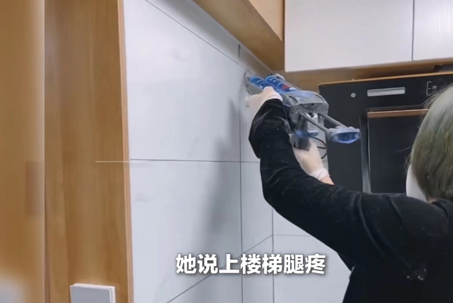 山东一位女主，装修20㎡车库给68岁母亲住，网友看后“炸锅”了