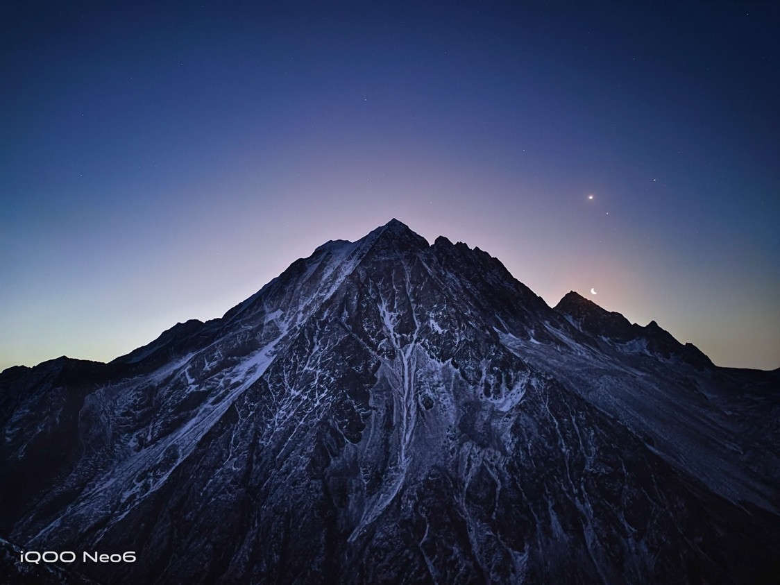 ��������Ϸ�����콢 iQOO Neo6��ʽ����