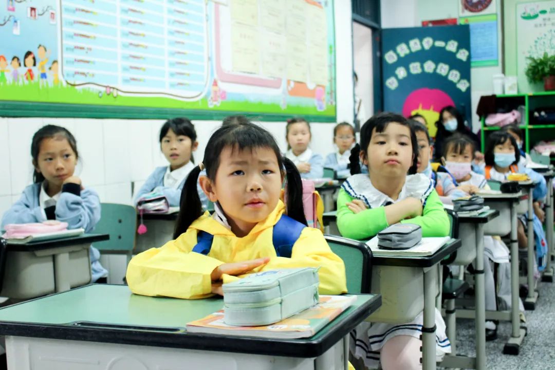 快乐衔接 共赴美好｜华阳实验小学积极认真做好科学幼小衔接活动