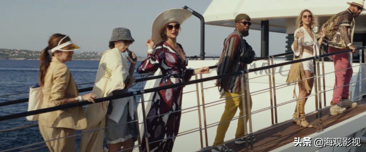 网飞宣布《利刃出歹》续集定名《玻璃洋葱》，公布圣诞节上映