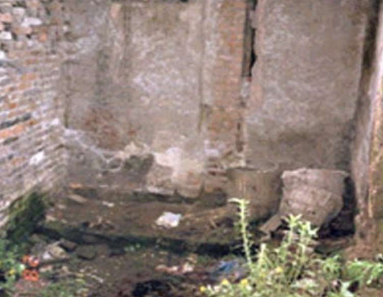 1999年，山东小伙以1敌7身中27刀牺牲，死后身上血衣成一级文物