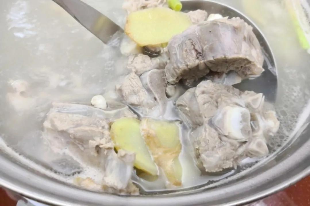 羊身上最好吃的4个部位，便宜却没人买，营养价值极高，别不懂吃