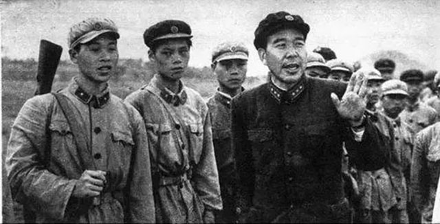 中国几大军区(1955年，我国成立12大军区，主要领导都有谁？)