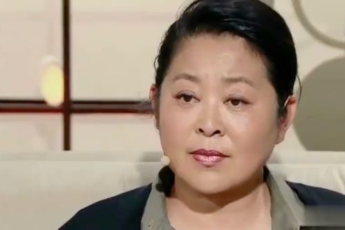 春晚十大美女主持，有的成为冻龄女神，有的结局让人唏嘘