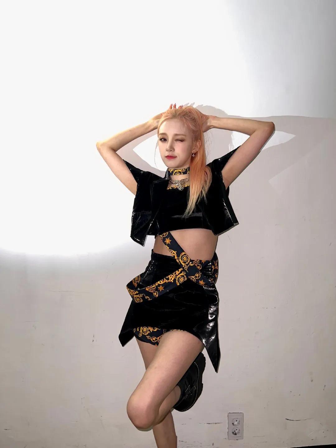 宋雨琦 甜妹居然有一副烟嗓