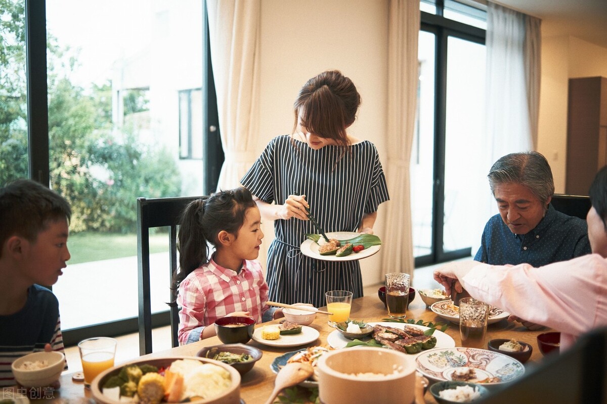 读心：从吃相观心相，看一个人的修养