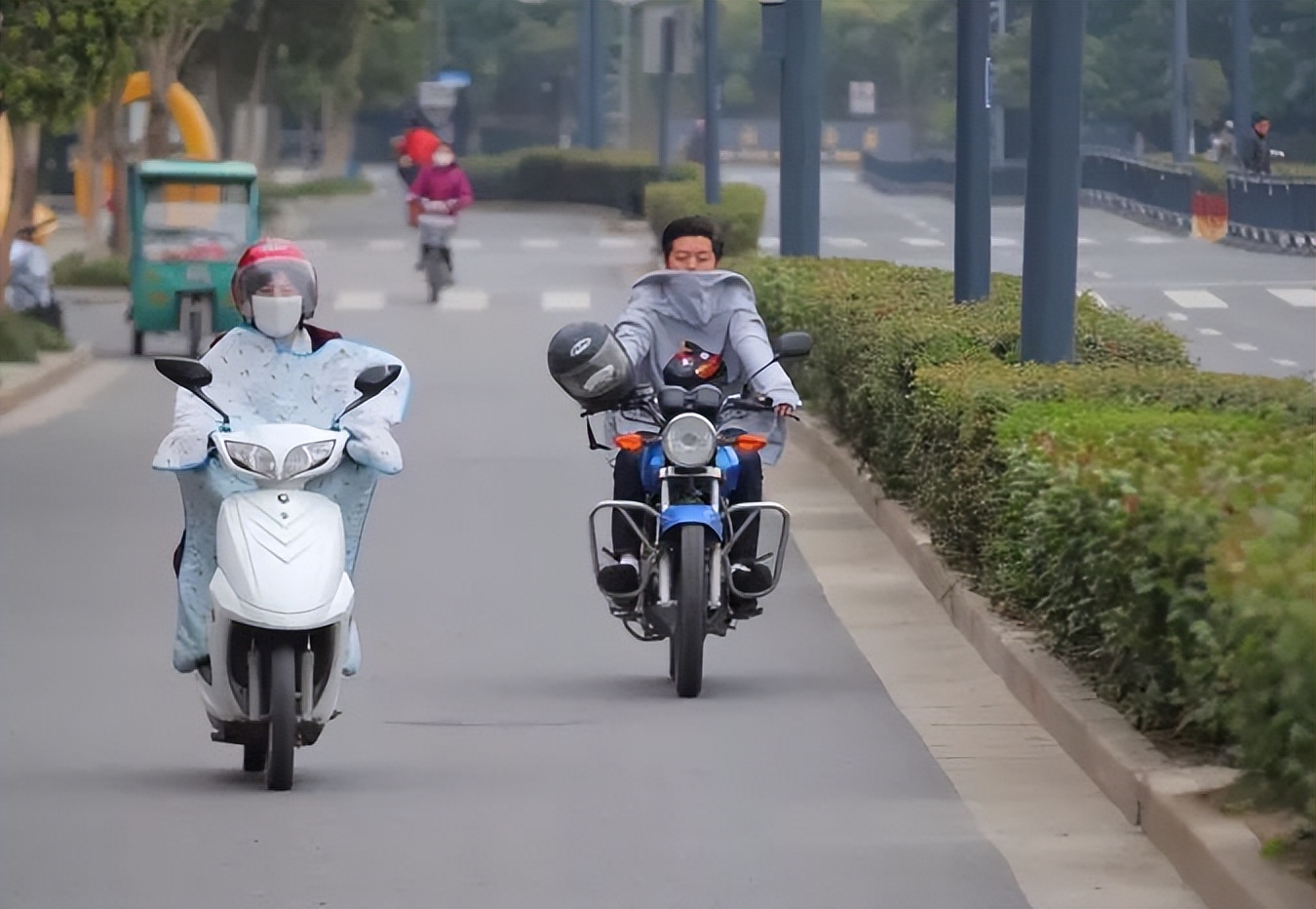 电动车和摩托车(电动车和摩托车哪个实用)