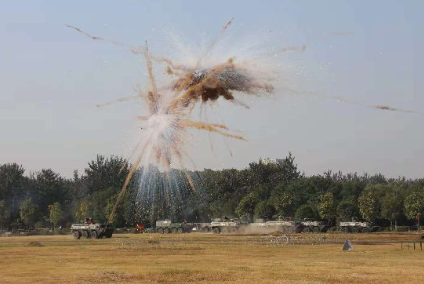 6200����Ԫ��4�׷��ڱ��״�й���������·������20���غ���Ϯ