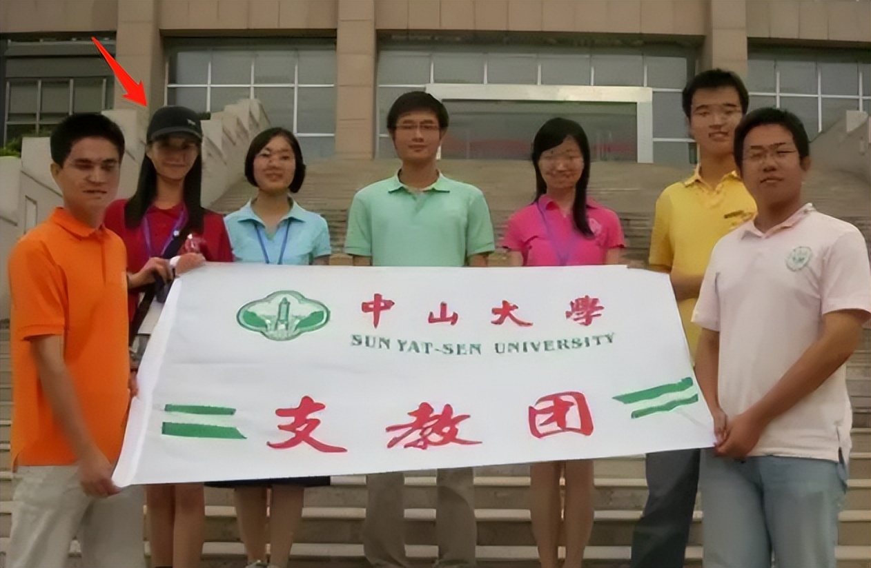 中山大学女博士韦慧晓，放弃年薪百万的职位，成为海军首位女舰长