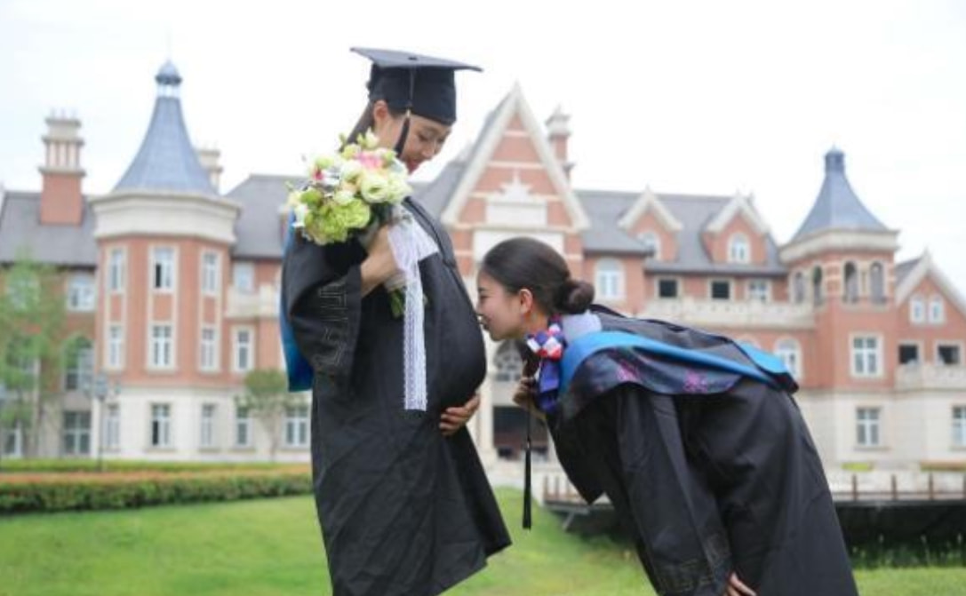 女大学生“怀孕生孩”事件频发，究竟是为何？