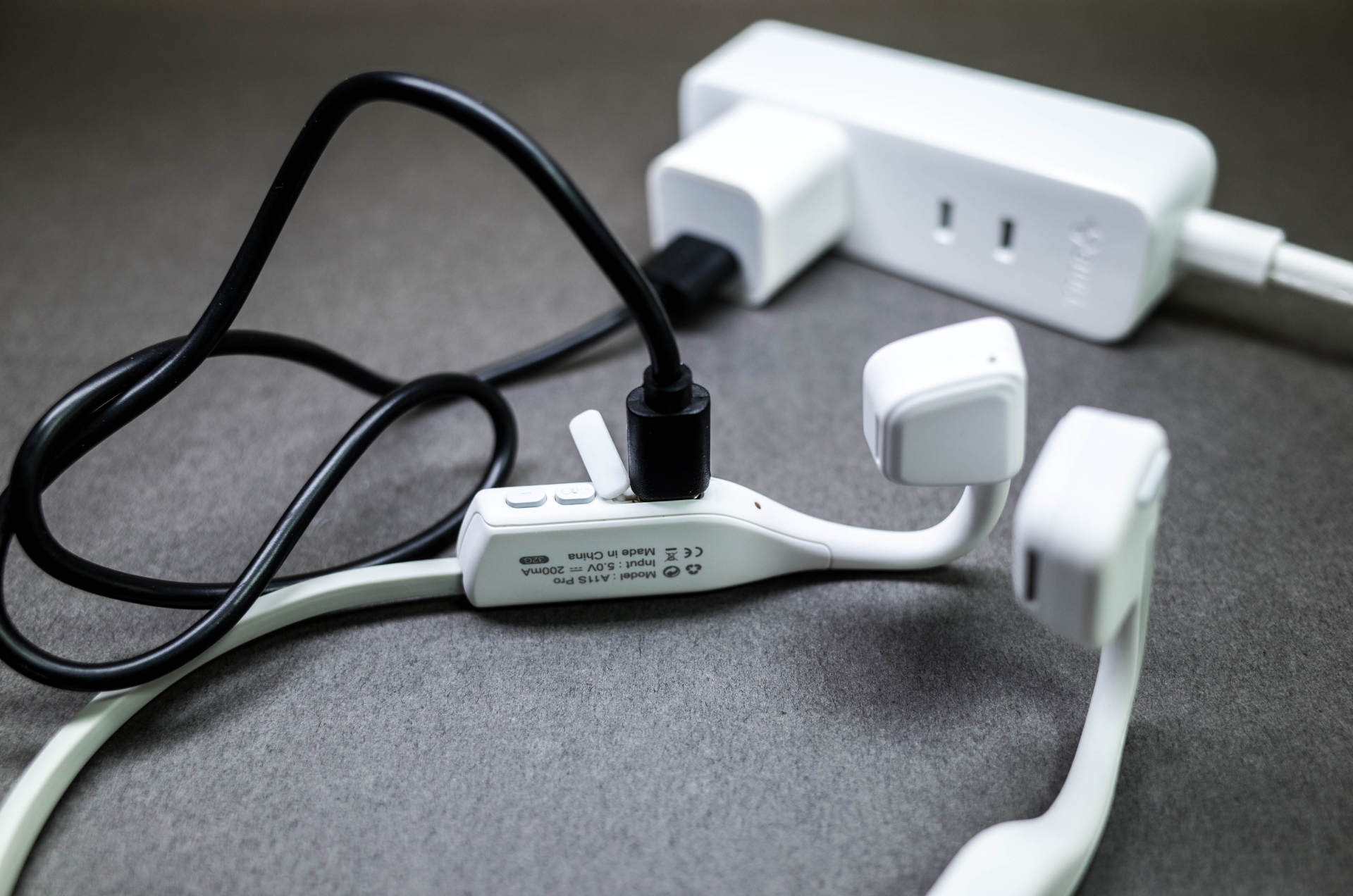 比骨传导更舒适：Sanag A11S PRO秘境寒鸦气传导耳机