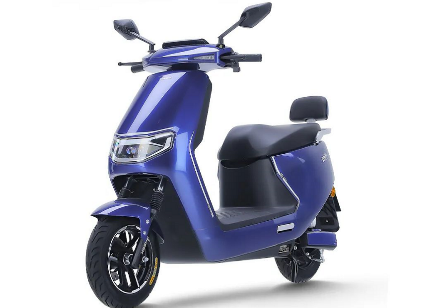 1小時閃充，最高續航220公里，這3款電摩，適合冬天跑外賣和上班