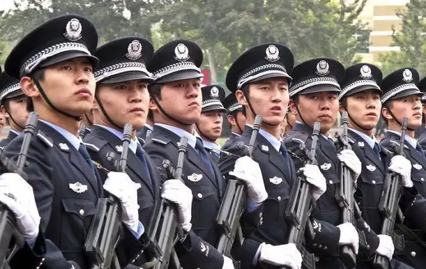 政法类大学最新排名出炉，法大毫无悬念稳居第一，华政仅排第3