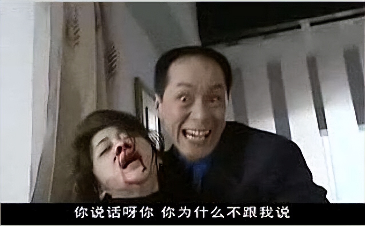 冯远征的“人艺五虎”：打女人的安嘉和，自投罗网了