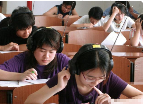 英语“四六级”出新规，报名门槛提升，这类学生六月将无考试资格