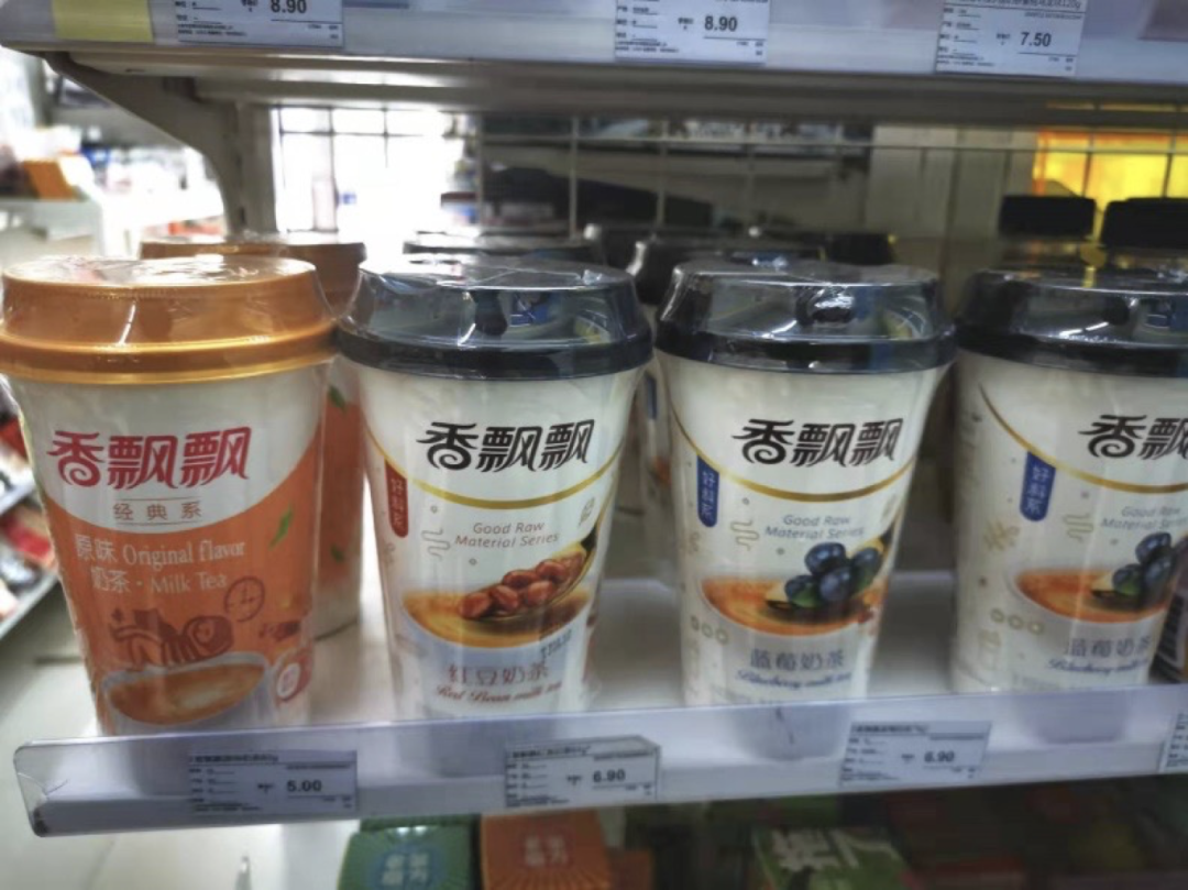 3亿杯奶茶VS18万吨辣条，香飘飘市值为啥只是卫龙的零头？