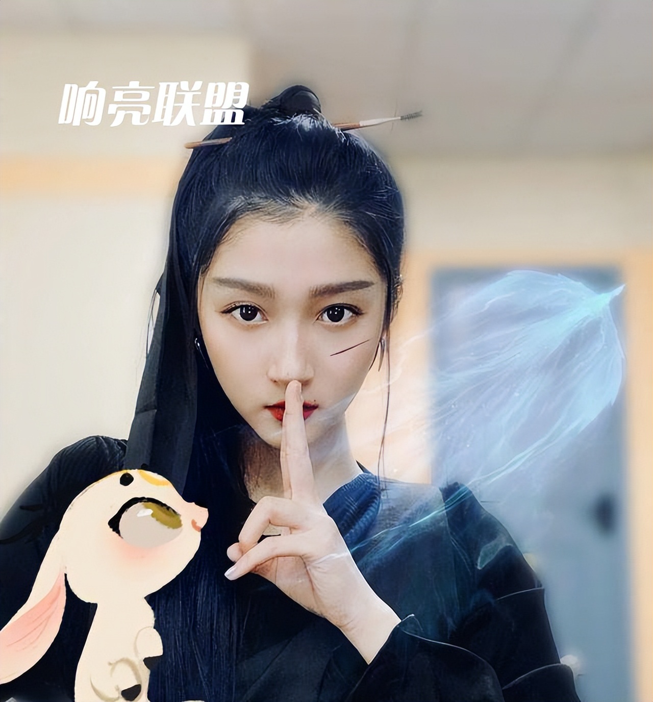 欧阳娜娜晒cos姜子牙造型，关晓彤模仿姜子牙脸上冻伤