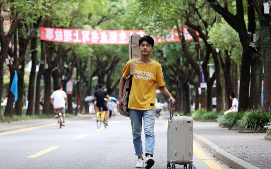 2022辽宁地区大学排名出炉，东北大学无缘榜首，辽宁大学斩获第三