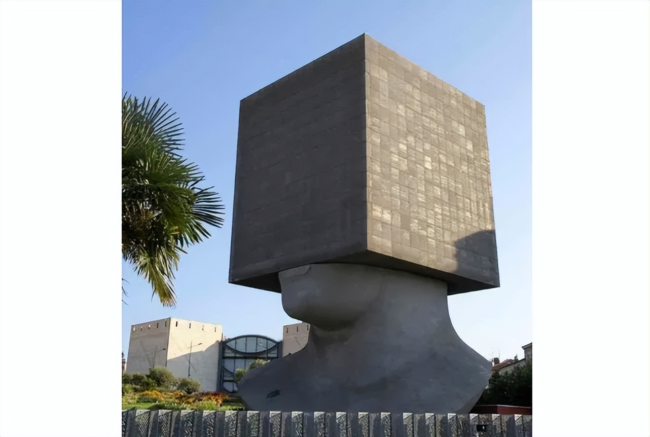 世界十大丑建筑(全球十大奇葩建筑!