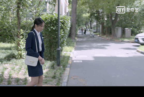 心居：冯茜茜献出“初夜”后的那段试探 直接害了顾昕后半辈子