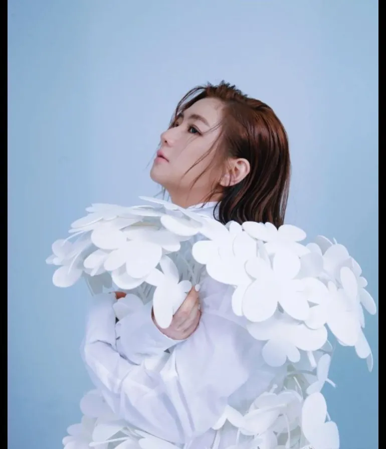 台湾女星任家萱(selina)她在广播节目突然宣布怀孕喜讯,兴奋表示的确