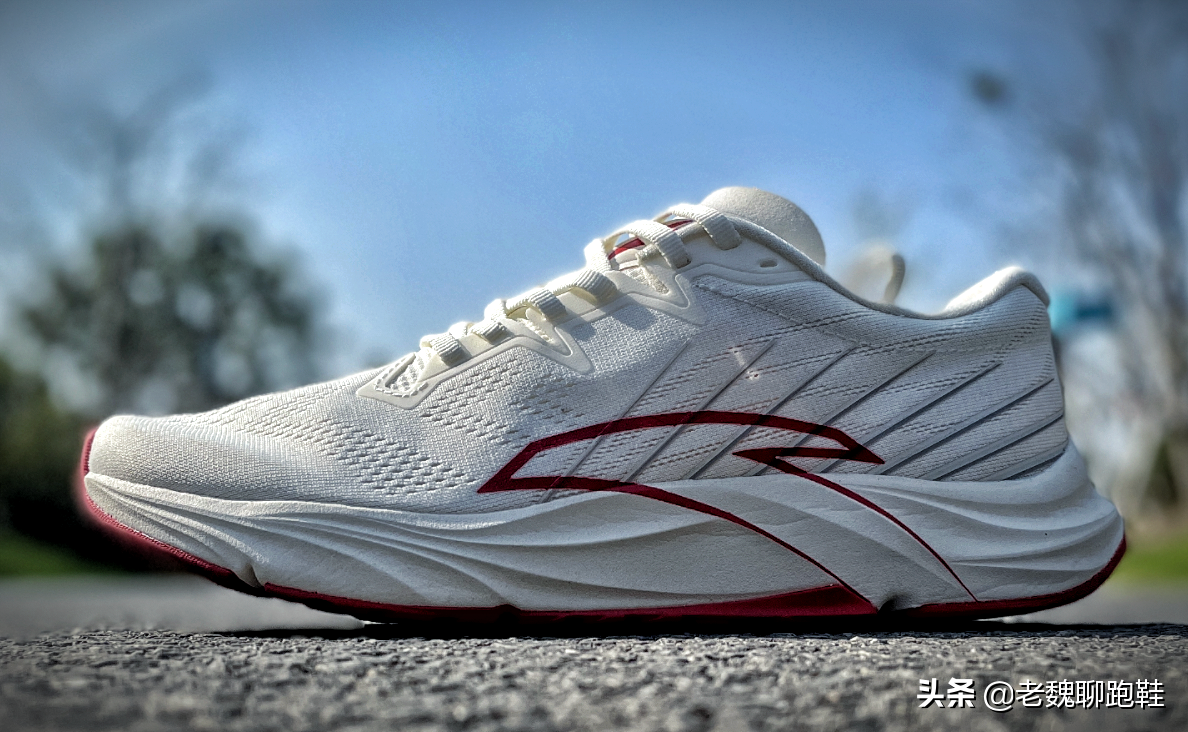 颜值与性能并重，3双高性价比跑鞋，良心推荐不含广告