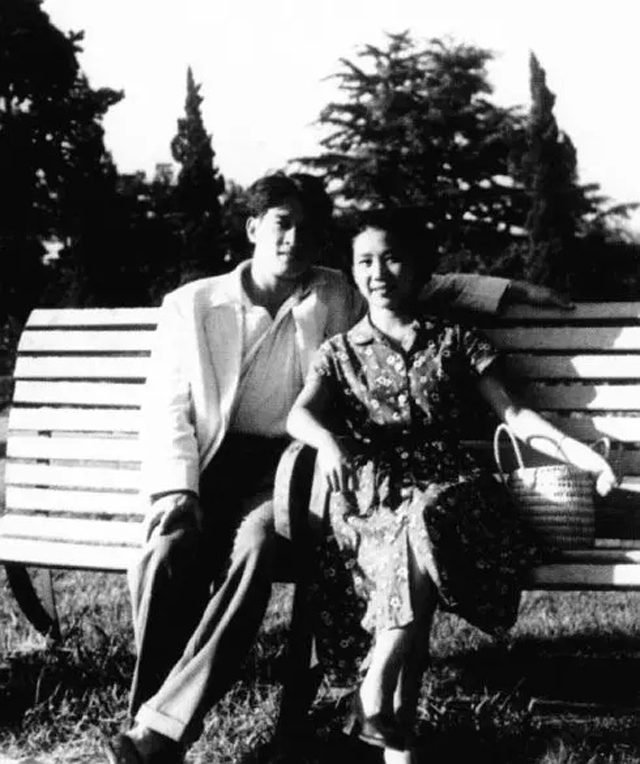 又一位著名女星离世 29张珍贵老照片 见证老艺术家王蓓的美丽与爱情