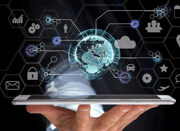 互联网的天下！大量年轻人正被“掏空”，中老年人也将“沦陷”