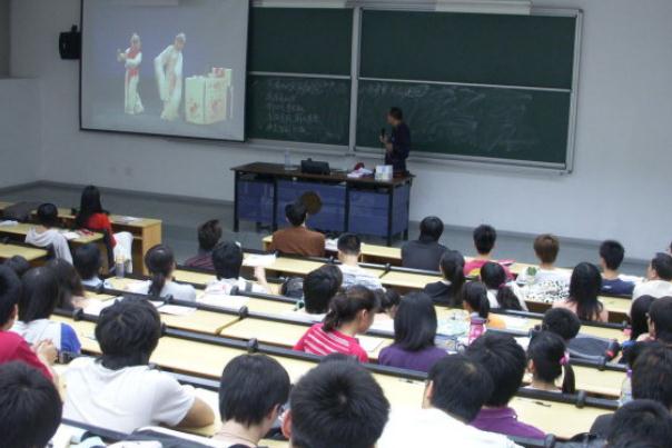 大学校园普遍存在的“小心机”，女生心照不宣，男生也习以为常