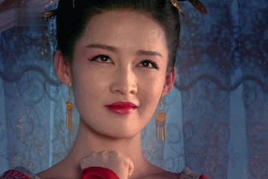 “疯批美人”别乱演，有人五官乱飞成真疯，有人病娇邪魅太撩人