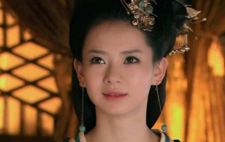 给“公主演得最好的10个演员”排个名，戚薇倒数，赵丽颖仅排第五