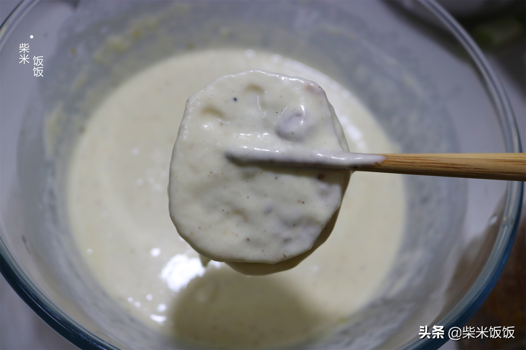 过年必备的炸藕夹，用这个方法做，外酥里嫩又多汁，凉了也好吃