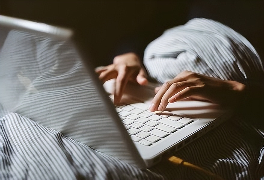 2013年，昔日高考状元流浪15年因抢劫入狱，他到底经历了什么？