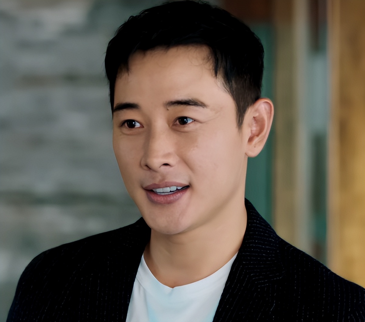 《幸福到万家》罗晋太帅了，笑起来还是那么治愈，太适合演暖男了