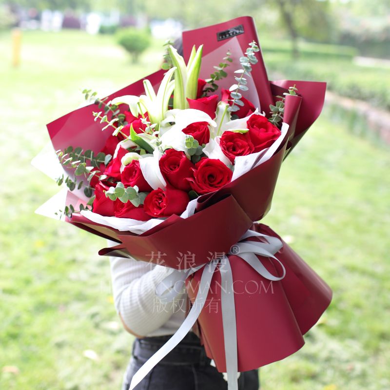 元旦节送花的理由(元旦节送花的理由有哪些)