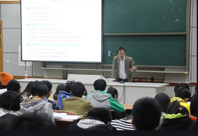 “编制”迎来新调整，三大岗位或将变成合同工，教师行业首当其冲