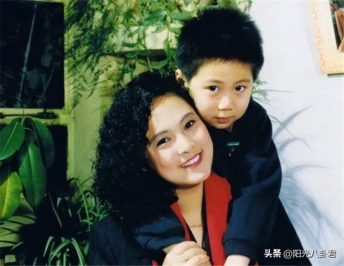 6位生不逢时的内地女星：十年貌美无人识，一朝“大妈”天下知