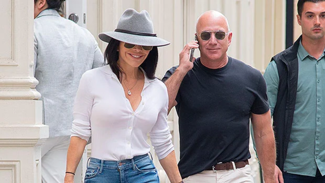 马斯克冷白皮大肚腩辣眼睛！嘲比尔盖茨身材不好的他，原来是垫底