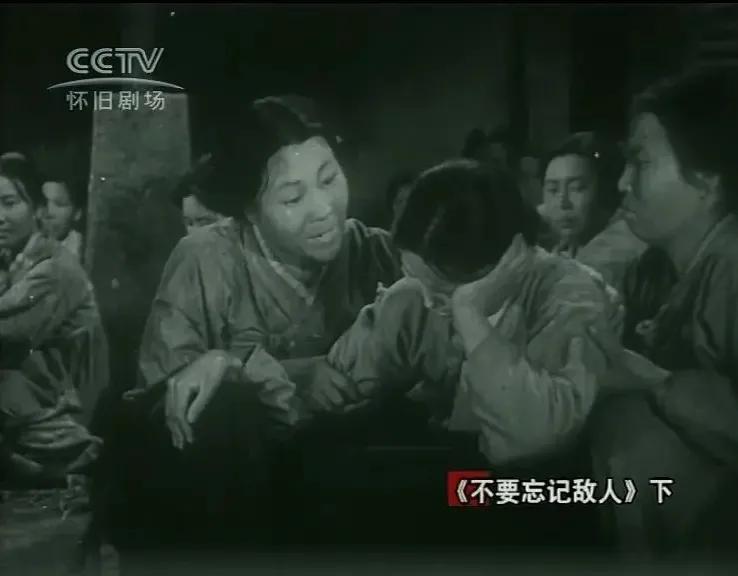 世界电影（0107）朝鲜电影《不要忘记敌人》（1963）剧照欣赏