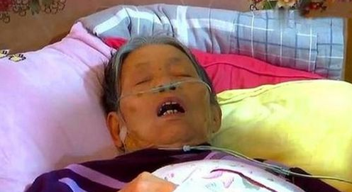 北大博士后失联20年，母亲病危仍拒不相见，亲哥哥：怪父母太吸血