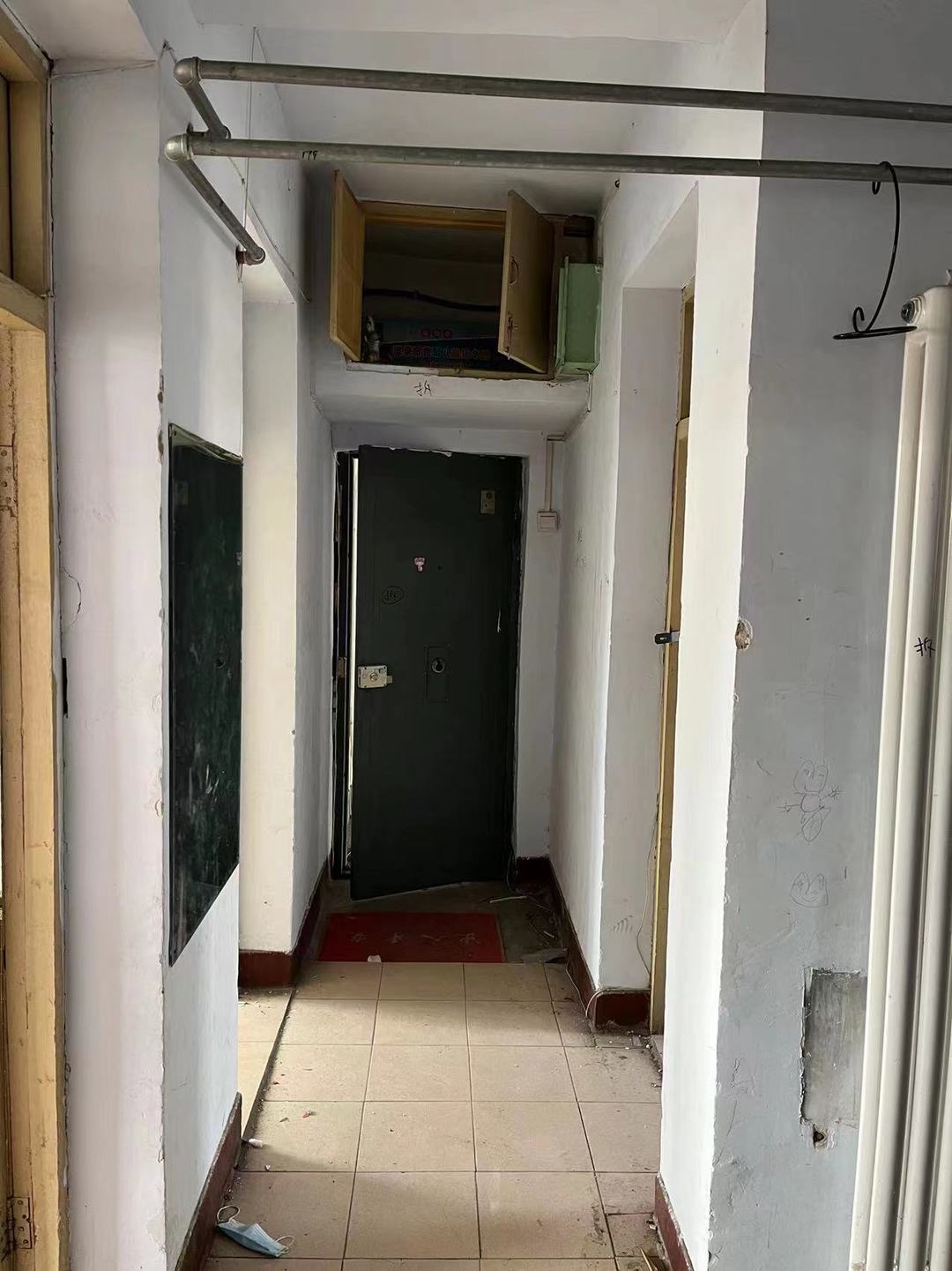 郑州金水区 | 90年代老房，70㎡现代简约风，全屋收纳翻倍