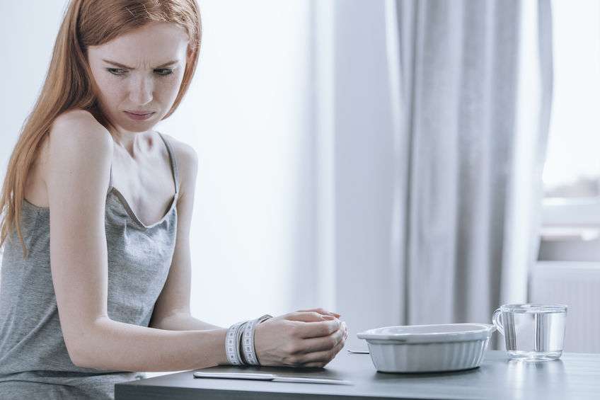 经常手脚冰凉，或与这5种疾病有关，若你有，要及时调理