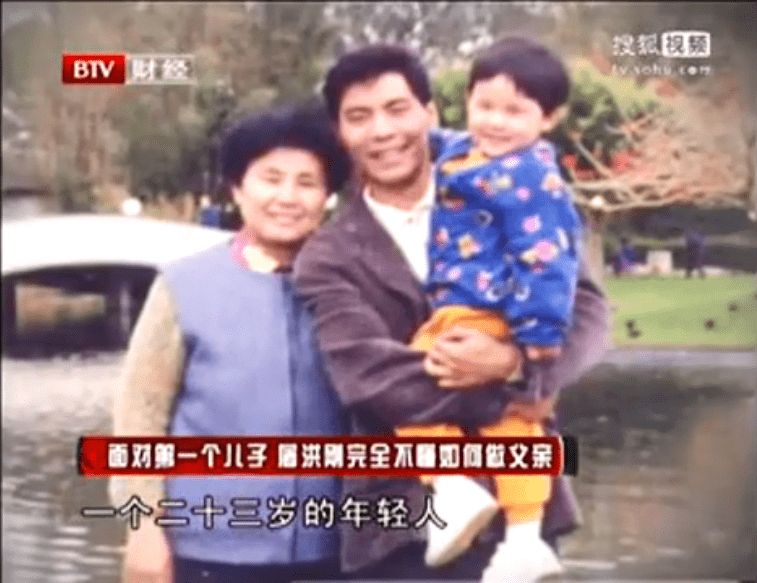 屠洪刚的儿子屠芮葆：9岁时母亲离世，他在继母方舒眼里一夜长大