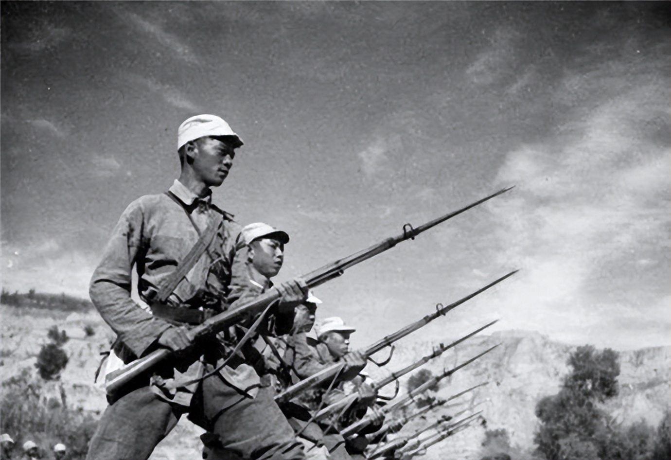 《集结号》原型常孟兰：为找部队捡48年破烂，死后4年老连长现身