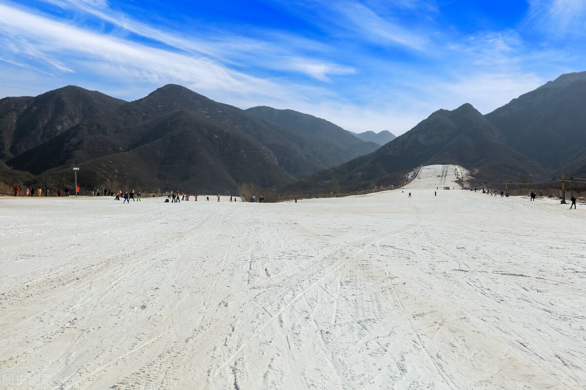 冬天就要滑雪啊！为大家奉上北京的18个宝藏滑雪场，快去打卡吧